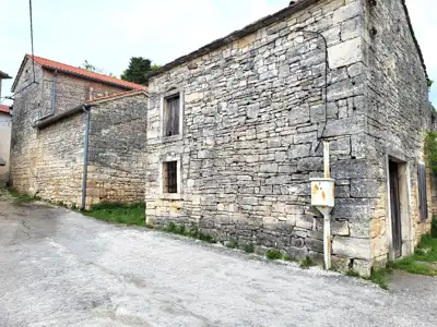 Steinhaus 216 m², Tinjan - zur Adaptierung - 4