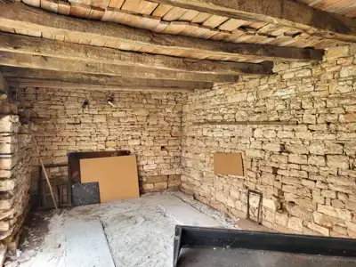 Steinhaus 216 m², Tinjan - zur Adaptierung - 6