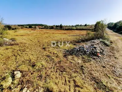 Land, Rovinj - next to the bicycle path and stone wall