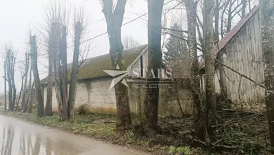 Baugrundstück 1.005 m², Plaški - ruhige Umgebung