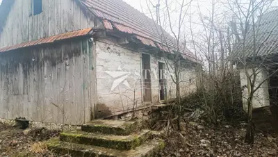 Baugrundstück 1.005 m², Plaški - ruhige Umgebung - 8