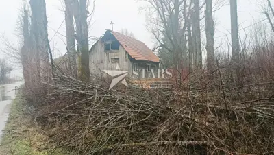Baugrundstück 1.005 m², Plaški - ruhige Umgebung - 5