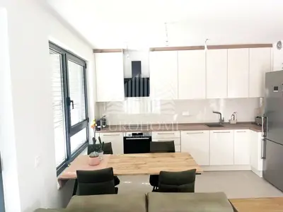 Four-room apartment, NKP 103 m², two garages, Velika Gorica - 4