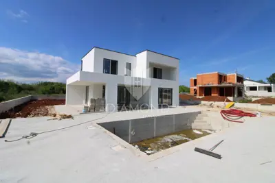 Kuća 155 m², Labin - novogradnja s bazenom - 4