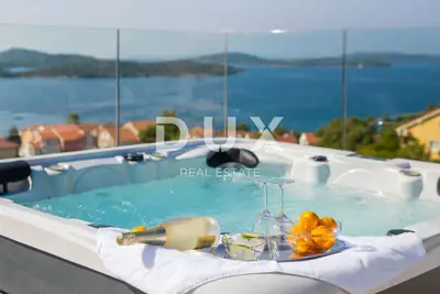 Villa 361 m², Šibenik - pool, sauna and sports court - 17