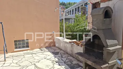 Kuća u centru Vele Luke, zajednički dvor i blizina mora - 16