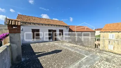 Kuća u centru Vele Luke, zajednički dvor i blizina mora - 9