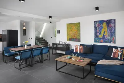Exklusive Villa mit Pool und Tennisplatz - 5