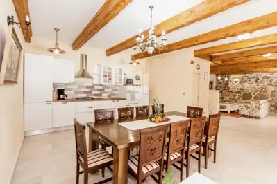 House for sale in Vrbnik, 150 m² - 6