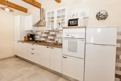 House for sale in Vrbnik, 150 m² - 8