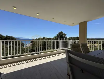 Stan na Krku, terasa s pogledom i blizina plaže