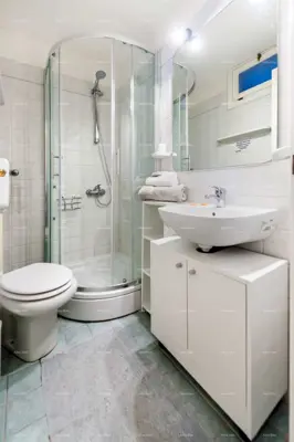 Rovinj – Stan s pogledom na more u samom centru, 50 m od mora - 16
