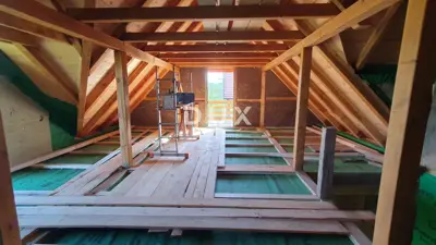 SLUNJ, GORNJI LAĐEVAC - Attractive investment under construction - traditional - 10