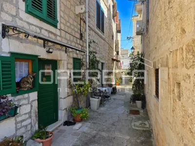 Kamena kuća 105 m², Trogir - stara jezgra uz rivu - 3