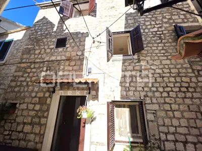 Kamena kuća 105 m², Trogir - stara jezgra uz rivu - 2