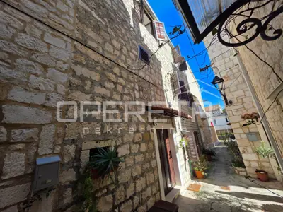Kamena kuća 105 m², Trogir - stara jezgra uz rivu - 21