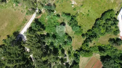 Building plot 2,464 m², Labin - quiet location - 3