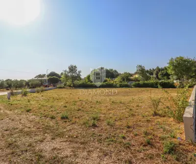Građevinsko zemljište 734 m², Duga Uvala - blizu mora