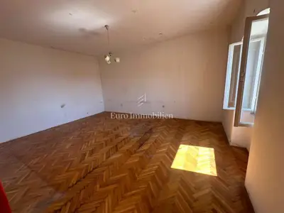 Kamena kuća 220 m², Vrsar - prvi red do mora - 2