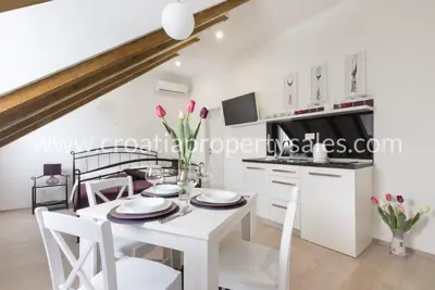 Wohnung, Split, 54 m², 2-Zimmer, 380 000 € - 10