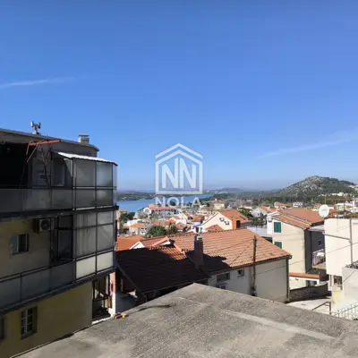 Stan 146 m², Šibenik - centar, pogled na more i tvrđavu sv. Mihovila - 3