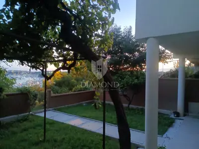 Apartment, Nova Veruda, first row to the sea and garden - 5