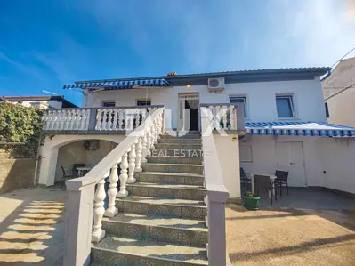 Haus 125 m², Jadranovo - in Meeresnähe und nahe Stränden