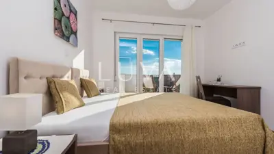 Resort 1.630 m², Debeljak kraj Sukošana - 8 kuća s bazenima - 8