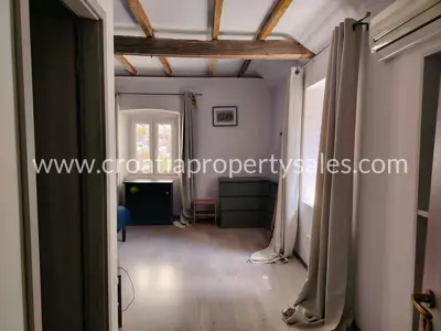 Apartment 88 m², Split - next to Diocletian's Palace - 2