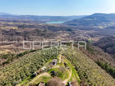 Veliko imanje od 170 000 m² s predivnim pogledom - 3