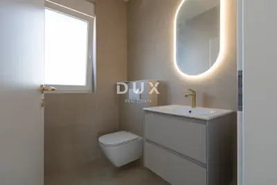 Wohnung 127,8 m², Vodice - 4 Zimmer, Dachterrasse - 8
