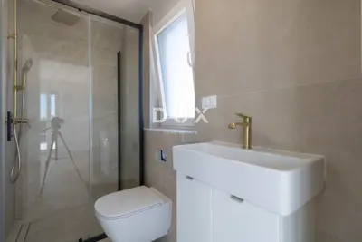 Wohnung 127,8 m², Vodice - 4 Zimmer, Dachterrasse - 11