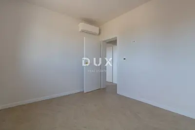 Wohnung 127,8 m², Vodice - 4 Zimmer, Dachterrasse - 6