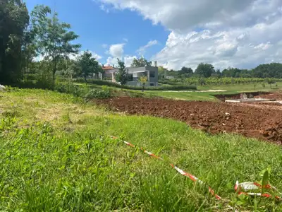 Building plot 900 m², Labin - quiet micro-location - 2