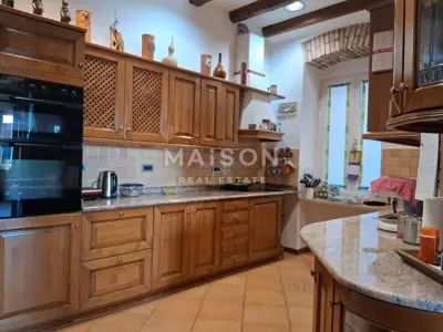 House 230 m², Zamet Rijeka - quiet location - 4