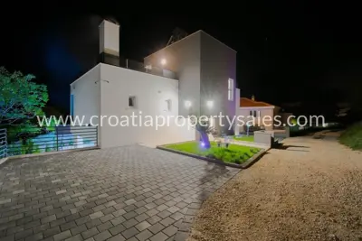 Vila s bazenom, Makarska - mirna lokacija u prirodi - 10