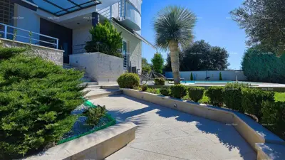 Villa in Pula, Zentrum, Grünanlage und Pool 10x5 - 6