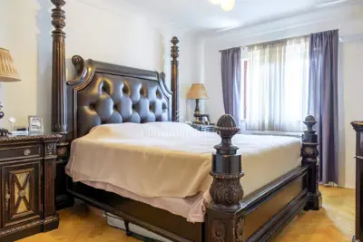 Kuća 513 m², Makarska - centar, 2 stana i garaža - 17