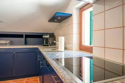 Kuća 513 m², Makarska - centar, 2 stana i garaža - 13
