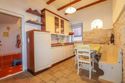 House 70 m², Rovinj center - renovated semi-detached house - 3