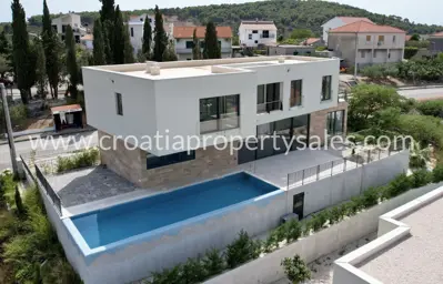 Kuća, Trogir, 361 m², 1 300 000 €