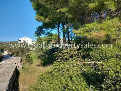 Baugrundstück, Otok Brač, Nähe zum Meer und ruhige Umgebung - 7
