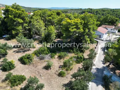 Baugrundstück, Otok Brač, Nähe zum Meer und ruhige Umgebung - 9