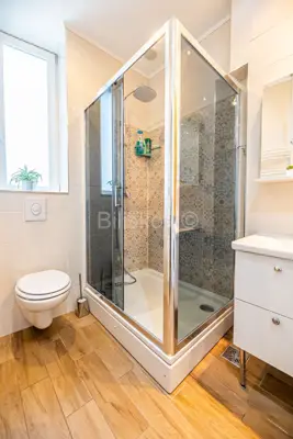 Donji grad, 4-soban stan, 3 apartmana, parking - 7