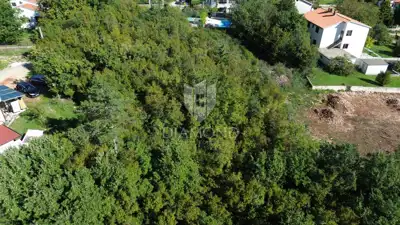 Veliko građevinsko zemljište u Labinu - 5