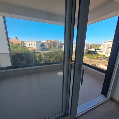 Stan 132 m², Valdebek - 3 spavaće sobe i 2 kupaonice - 7