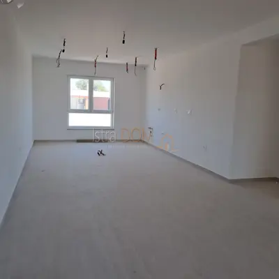 Stan 132 m², Valdebek - 3 spavaće sobe i 2 kupaonice - 8