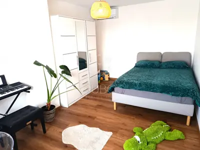 Svetvinčenat – obnovljena istarska kuća u nizu s dvorištem - 22
