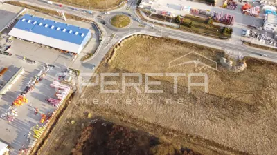 Building plot 5,616 m², Zabok, along the main road - 2