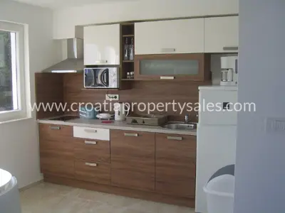 Haus 292 m², Rogoznica, Nähe zum Strand und zu Einrichtungen - 9